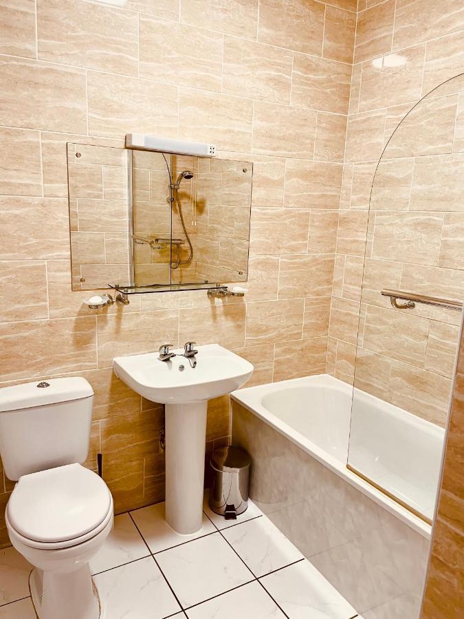 Bristol Serviced Lettings - Beaufort Court Exterior photo