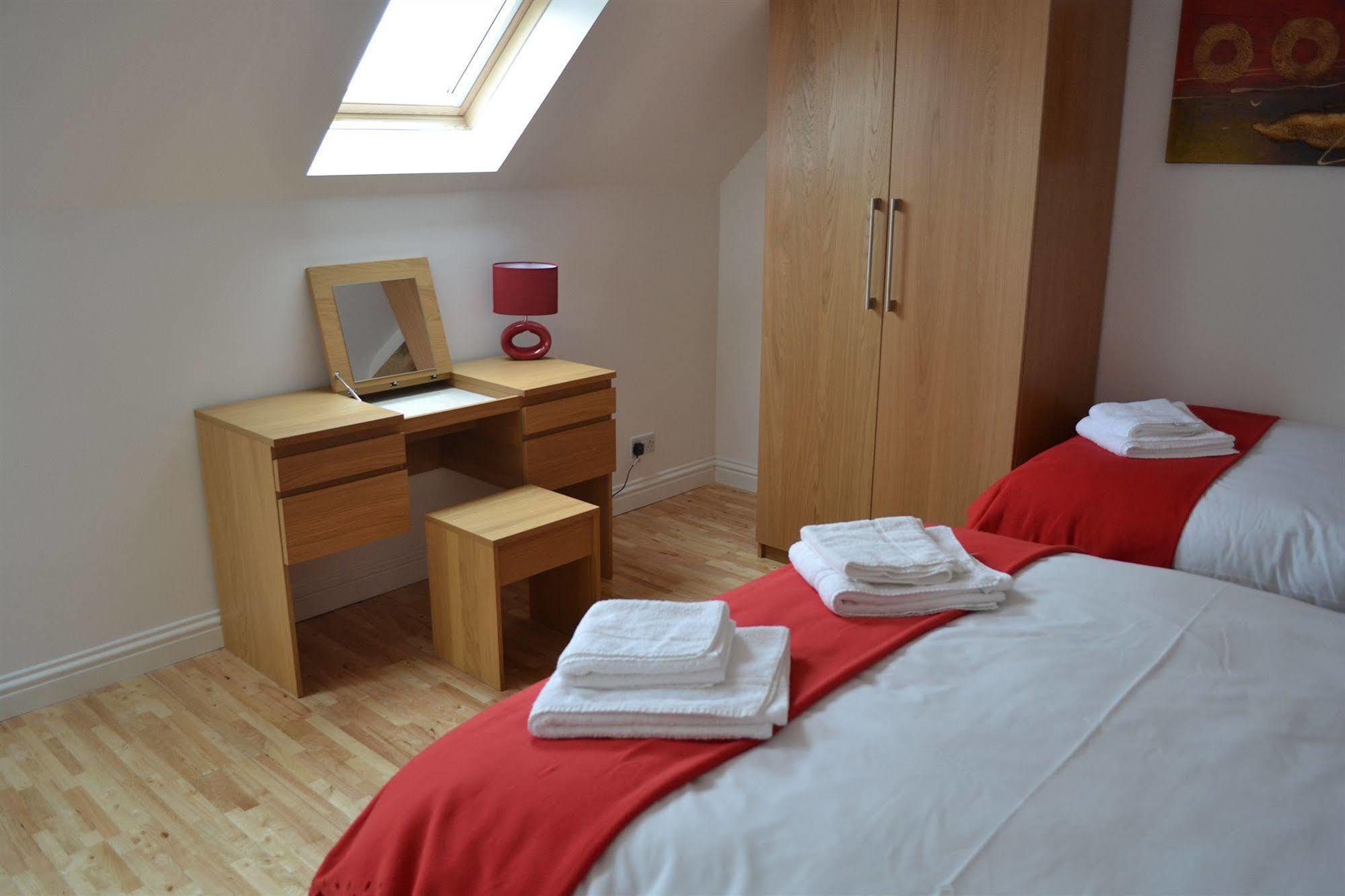 Bristol Serviced Lettings - Beaufort Court Exterior photo